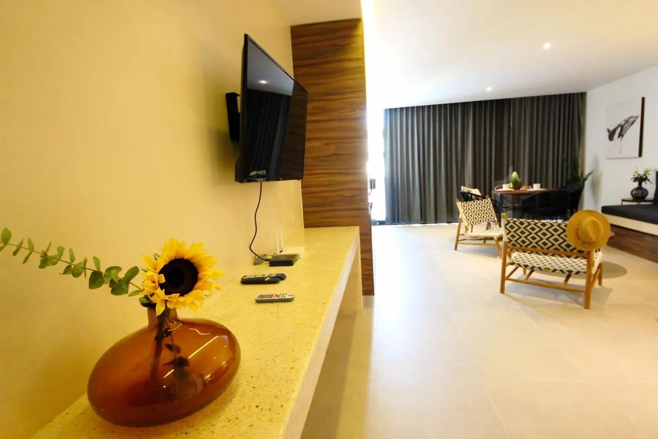 Daire Spacious Studio, Incredible Rooftop With Sea View Playa del Carmen